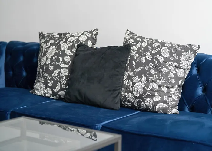 City Center Apartments With Gym & Free Garage Poznan By Noclegi Renters
