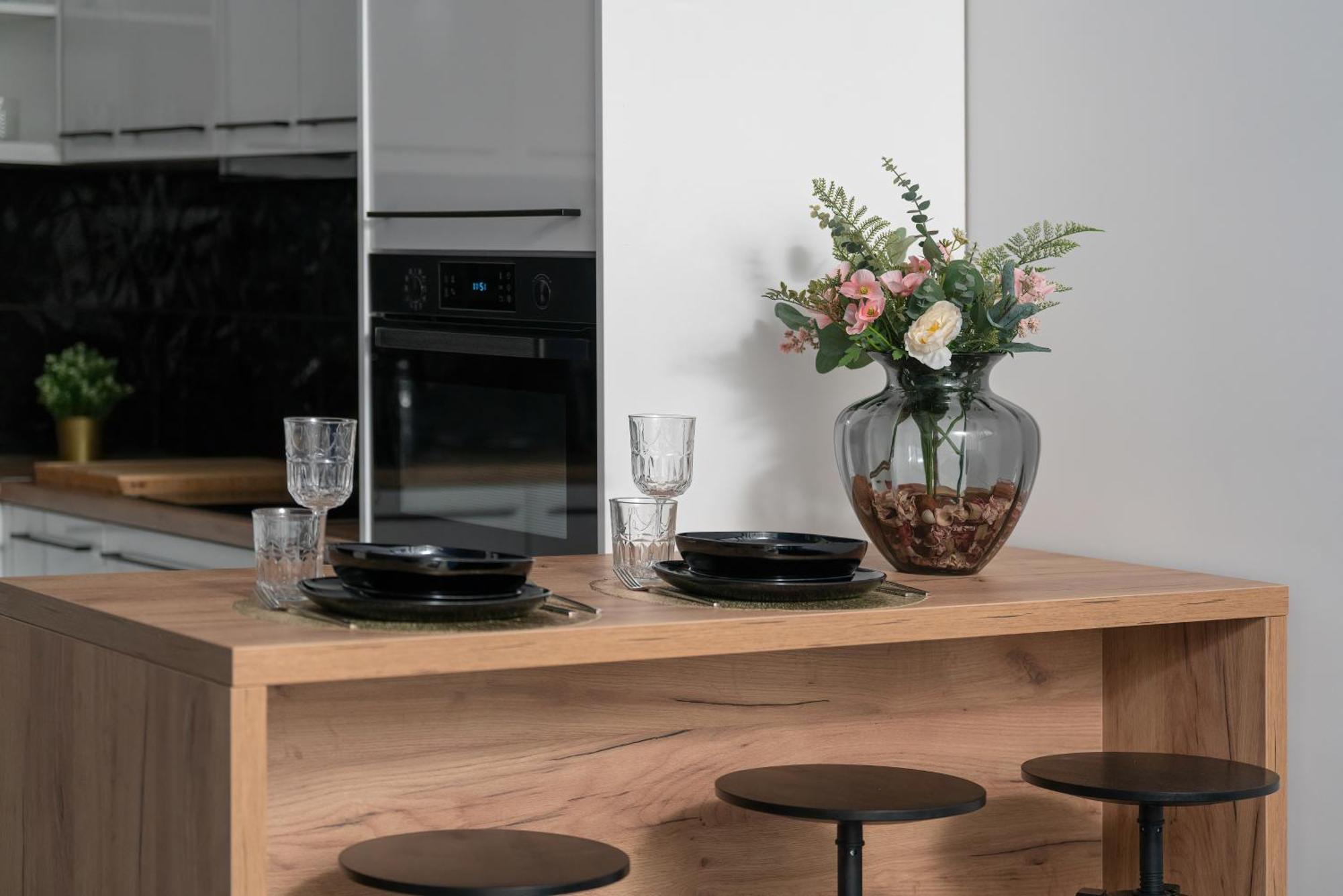 Center With Gym & Free Garage By Renters Apartmán *
