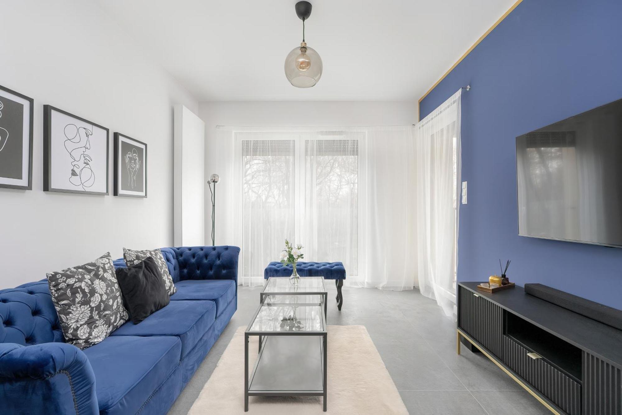 Center With Gym & Free Garage By Renters * Poznaň
