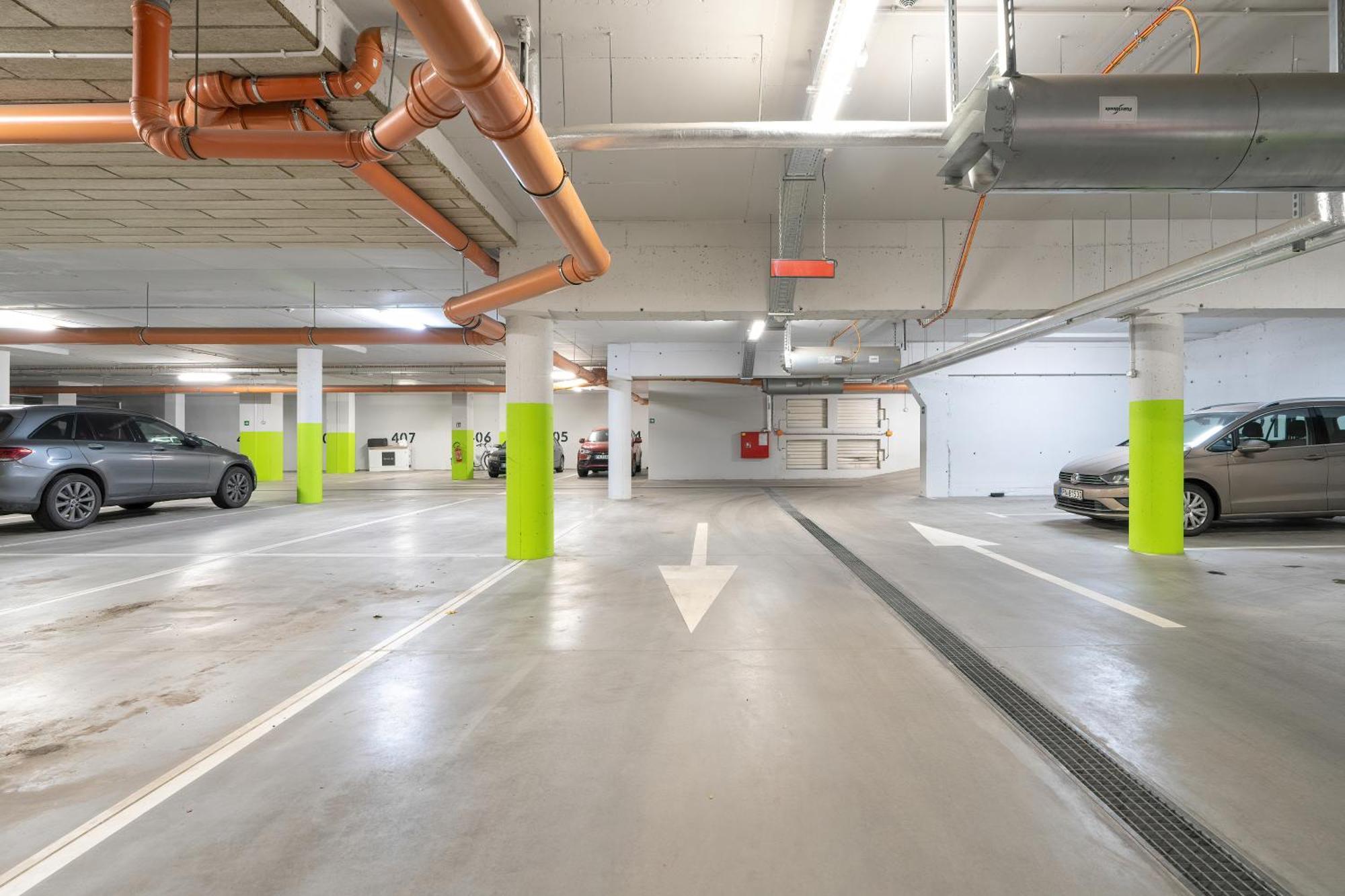 Apartmán Center With Gym & Free Garage By Renters