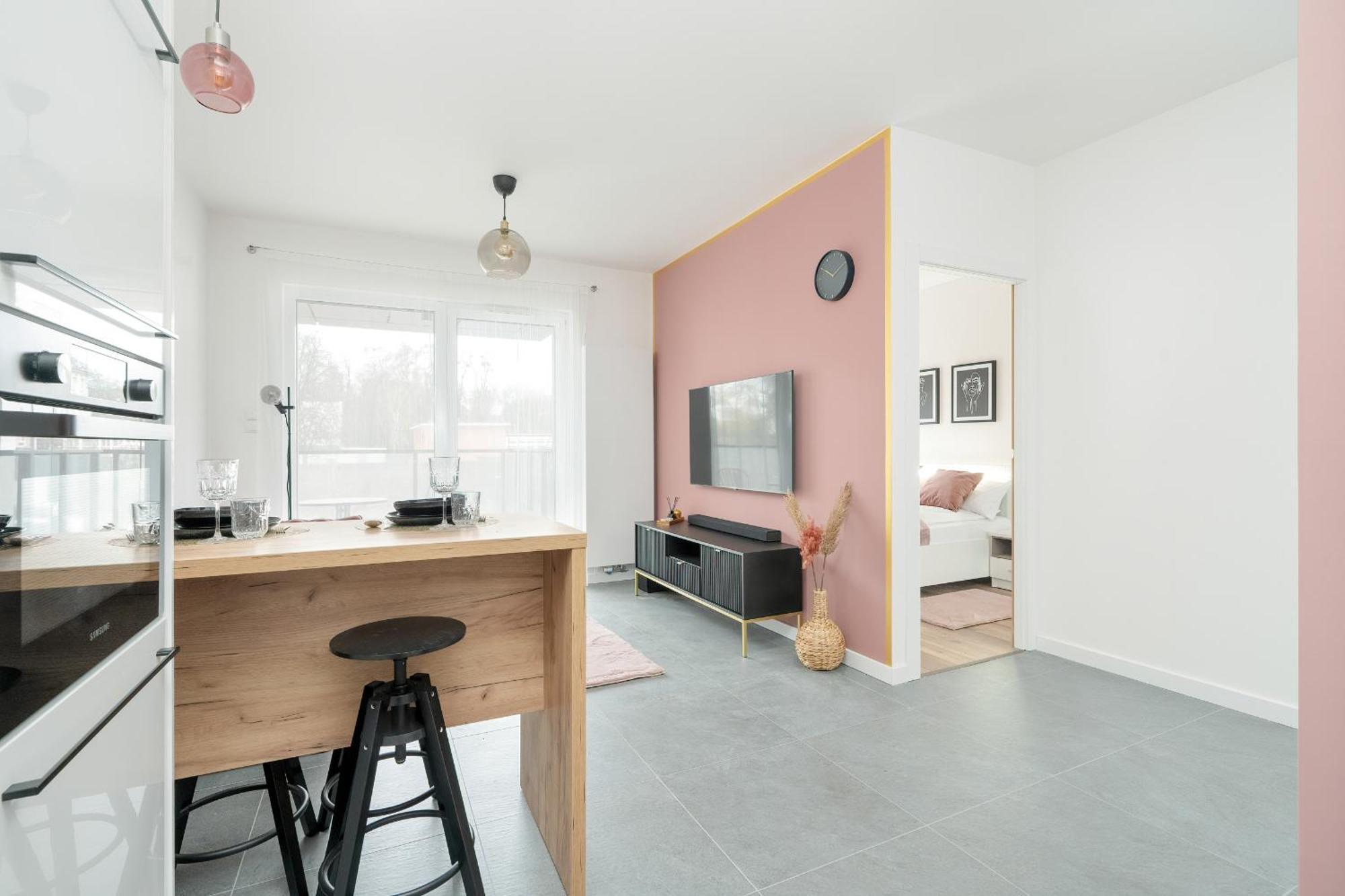 Apartmán Center With Gym & Free Garage By Renters